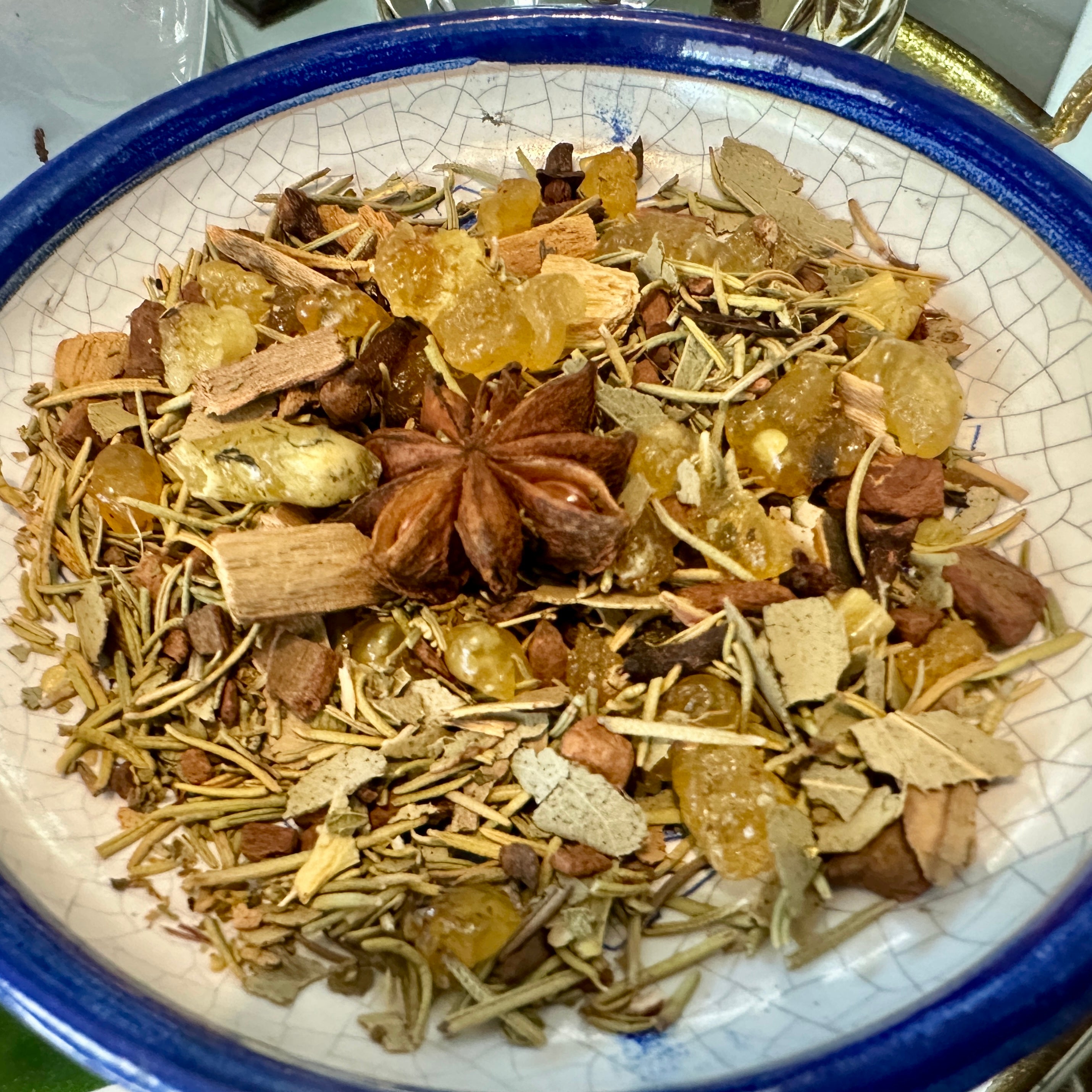 Amae Incense Original Herbs Resin & Essences Mix - Premium Frankincense Resin, Pure Sandalwood Essence, & Kosher Herbs - Manifest Abundance