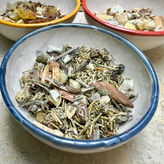 Amae Incense Original Resin, Essences & Herbal Mix "Purify Your Space" Blend, Forest fresh scent with Menthol cristals, Copal, Lemongrass & More.